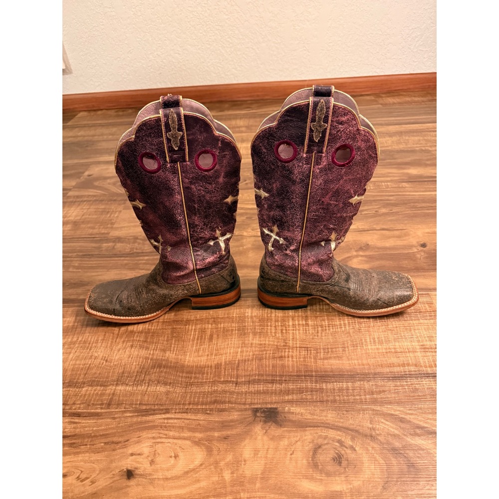 Womens Square Toe Ariat Boots - Picture 6 of 10
